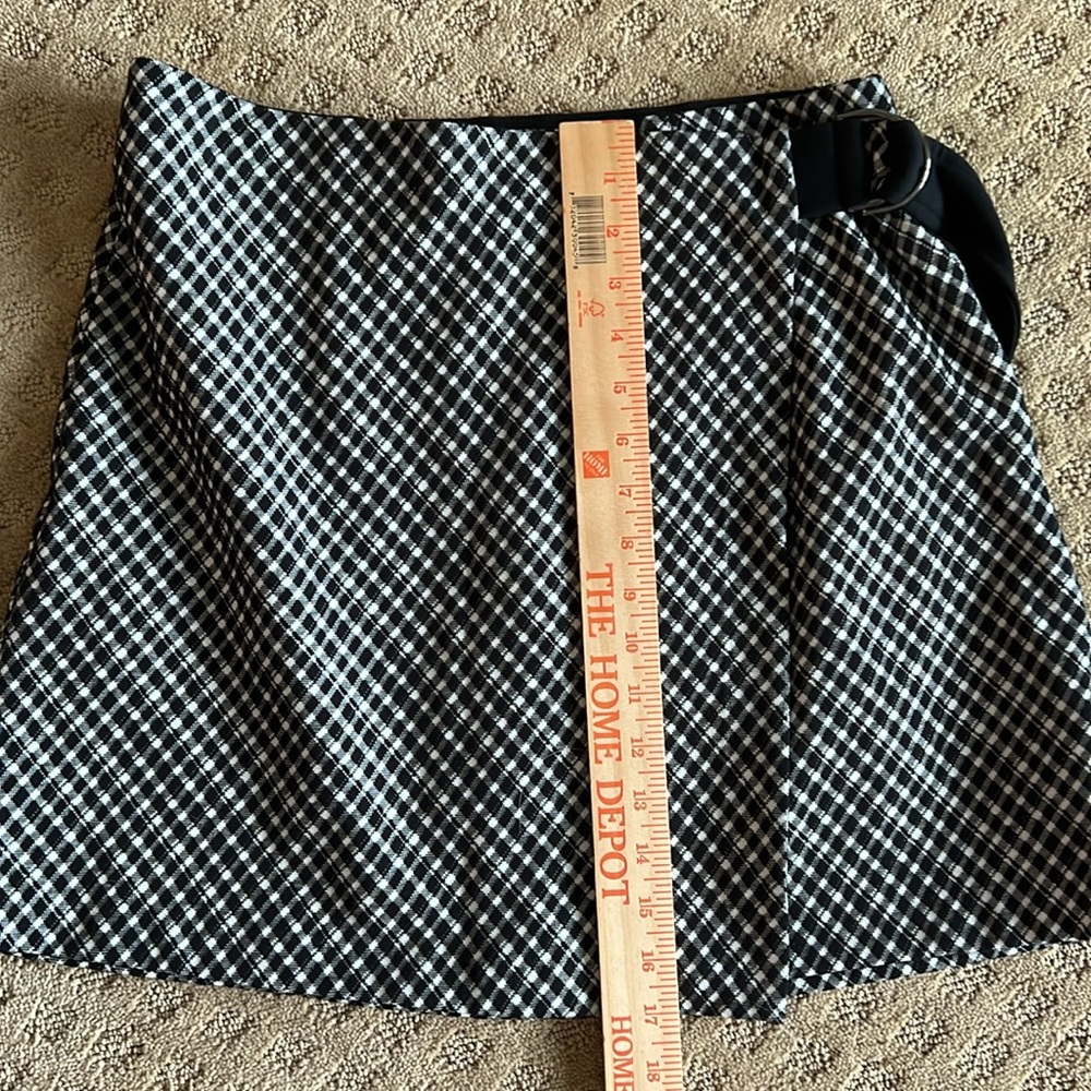 NWT SPANX Black and White Plaid Mini Wrap Ponte Skirt Skort Sz M - Picture 8 of 9